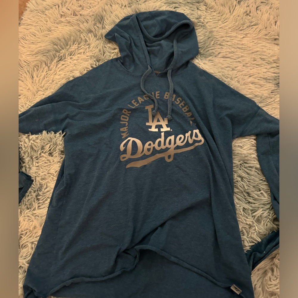 MLB LA Dodgers hoodie, long sleeve sweatshirt. BLUE. SIZE Medium.
